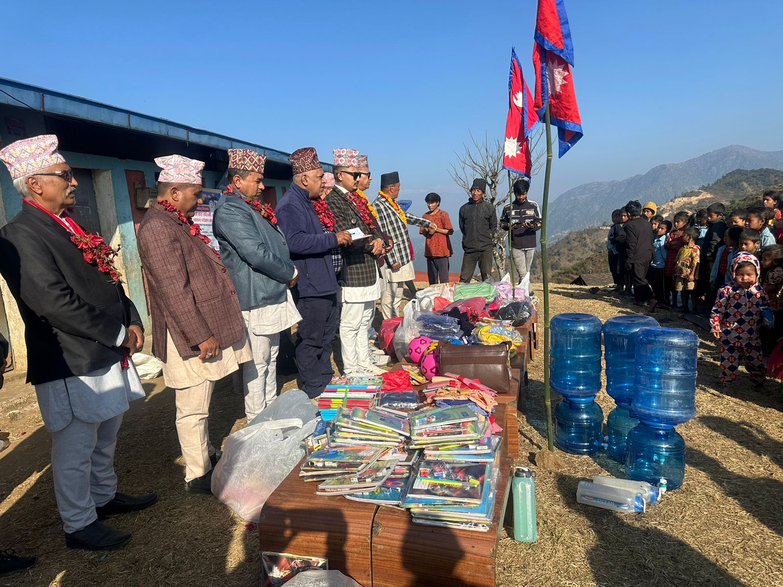 बेनिघाट– २ स्थित पन्चकन्या आविमा अध्ययनरत बिद्यार्थीहरुलाई न्यानो कपडा र स्वास्थ्य परिक्षण