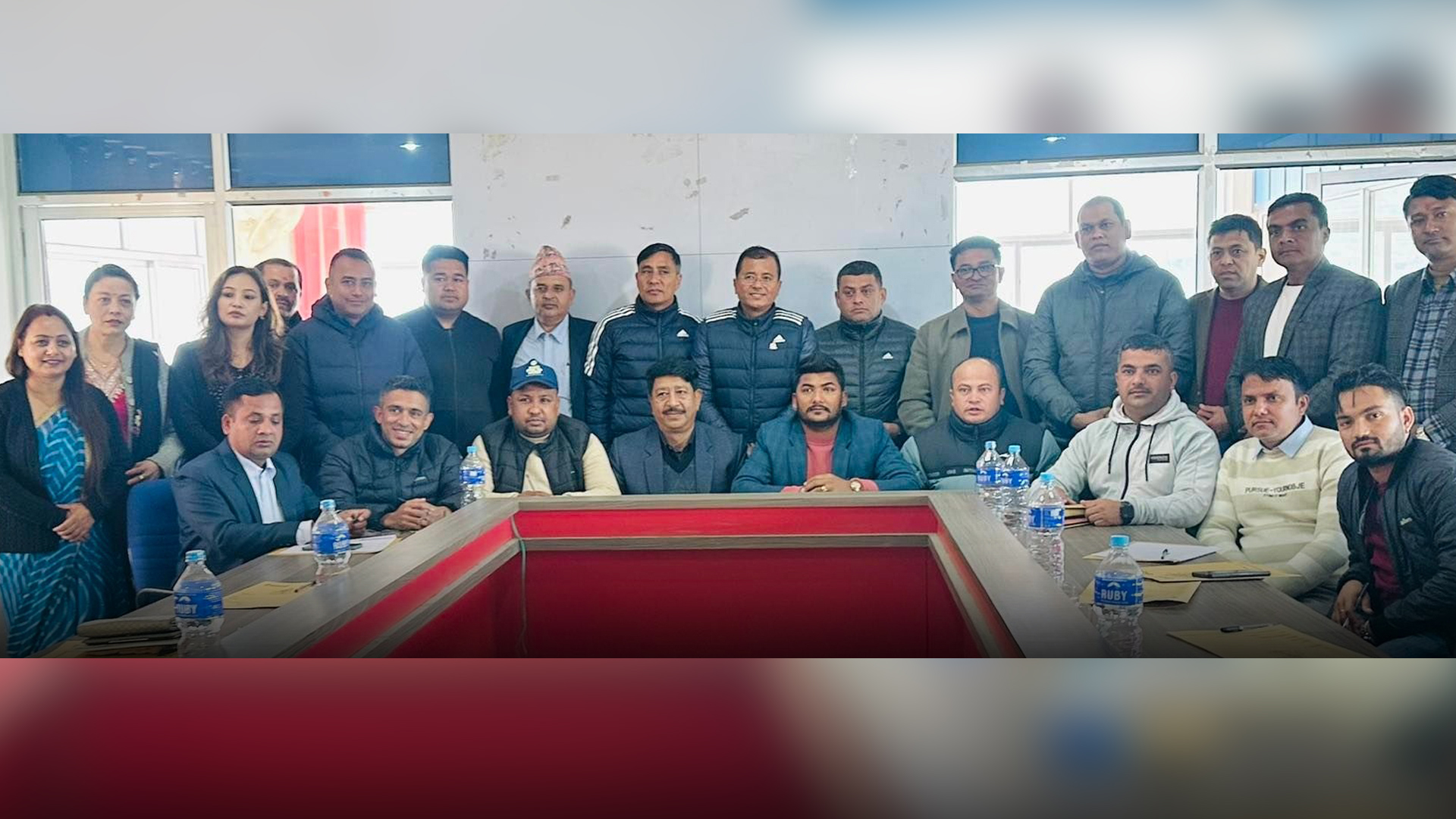 धादिङ उद्योग वाणिज्य संघको पहिलो बैठकले नेतृत्व टुंग्यायो