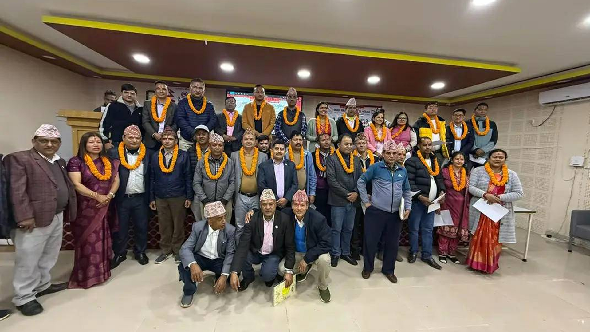 नेपाल निजामती कर्मचारी युनियन धादिङको अध्यक्षमा सुजन श्रेष्ठ निर्वाचित