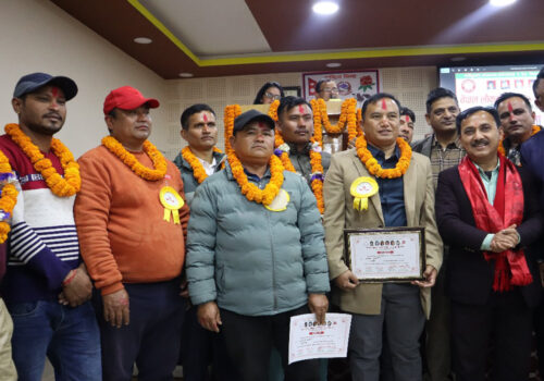 नेपाल लोकतान्त्रिक यातायात ब्यवसायी संघ धादिङको अध्यक्षमा प्रजापती