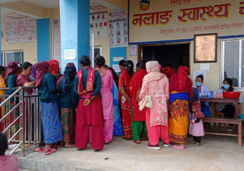 नलाङ स्वास्थ्य चौकीमा २३० जना महिलाहरुको स्वास्थ्य परीक्षण
