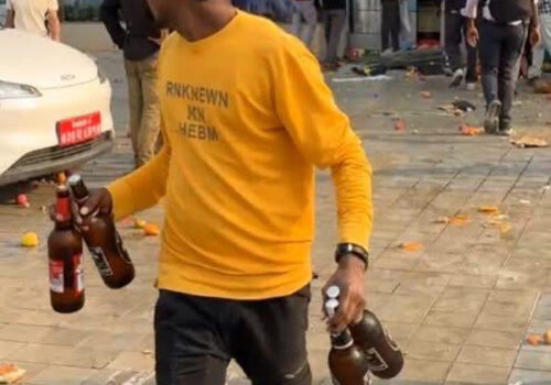 राजाबादी आन्दोलनकारीद्वारा कोटेश्वरको भाटभटेनीमा लुटपाट