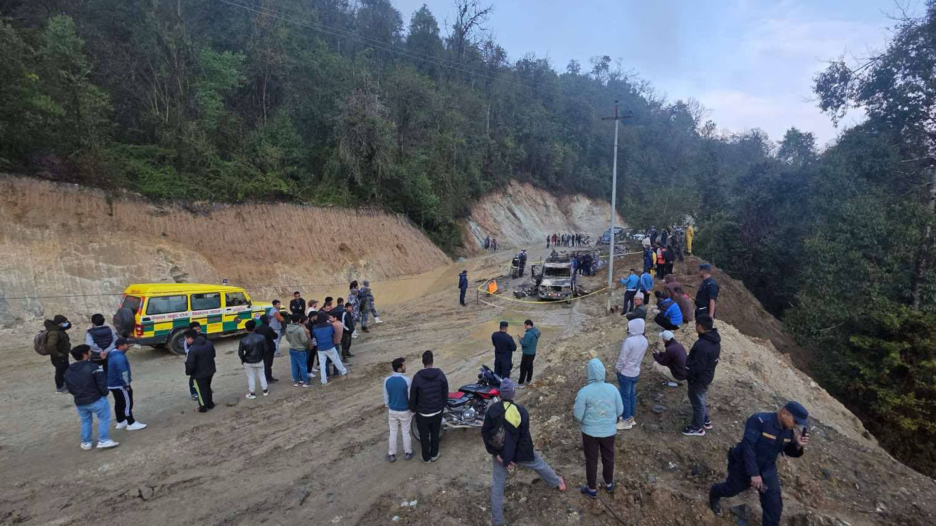 ताप्लेजुङमा बुलेरो गाडीमा आगलागी, चार जनाको मृत्यु, दुई घाइते