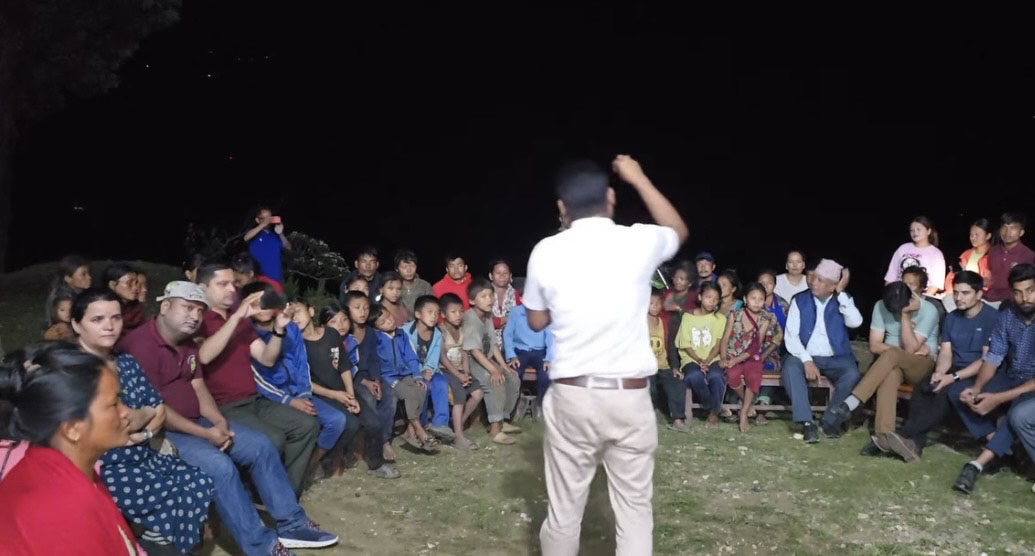 बेनीघाट रोराङ गाउँपालिकाको टोल टोलमा अभिभावक शिक्षा