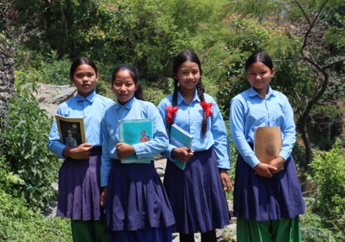 अब्बल बन्दै कान्दाका चेपाङ बालबालिका