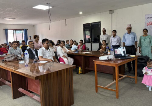 पूर्ण स्तनपान प्रवर्धनका लागि धादिङमा आयुर्वेदसम्बन्धी अभिमुखीकरण