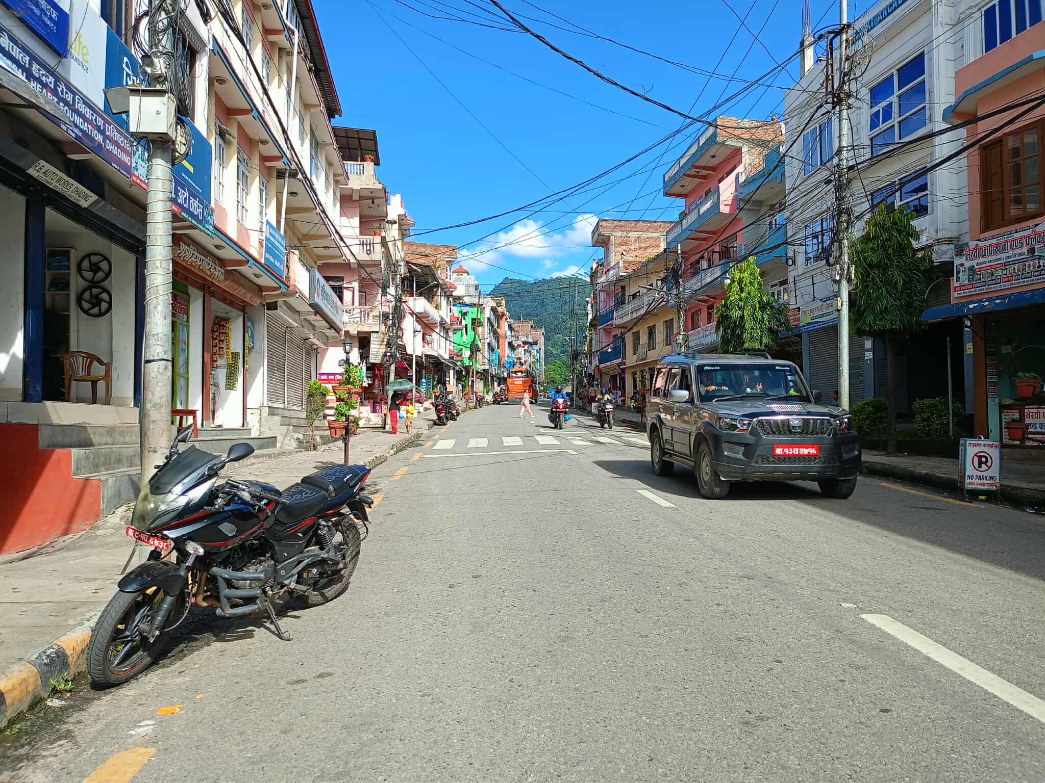 धादिङबेसीमा कर्फ्यू र निषेधाज्ञ हटेसँगैे जनजीवन सामान्य