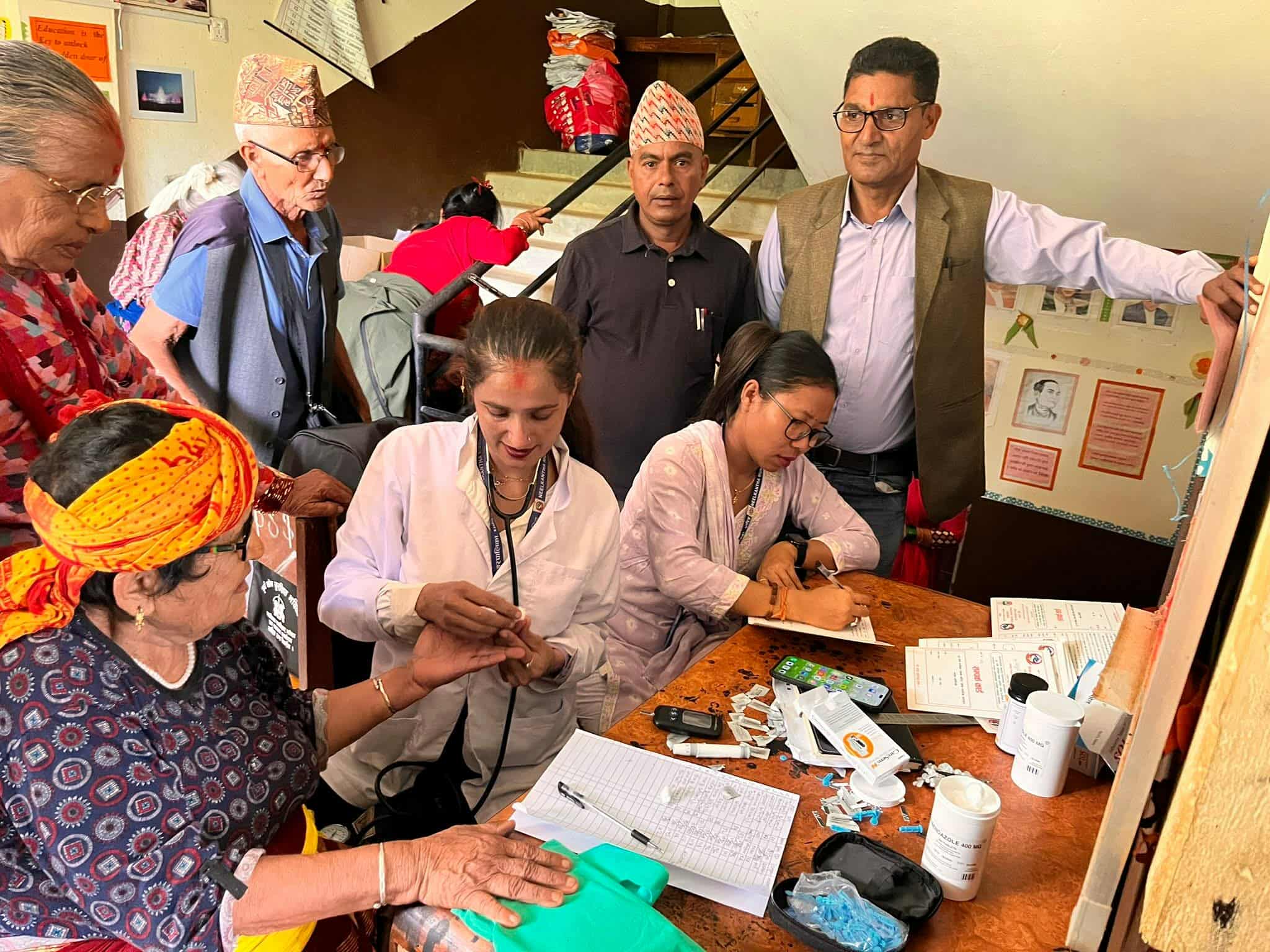 नीलकण्ठ–७ तल्लो बेसीमा जनतासँग मेयर स्वास्थ्य परीक्षण कार्यक्रम सम्पन्न
