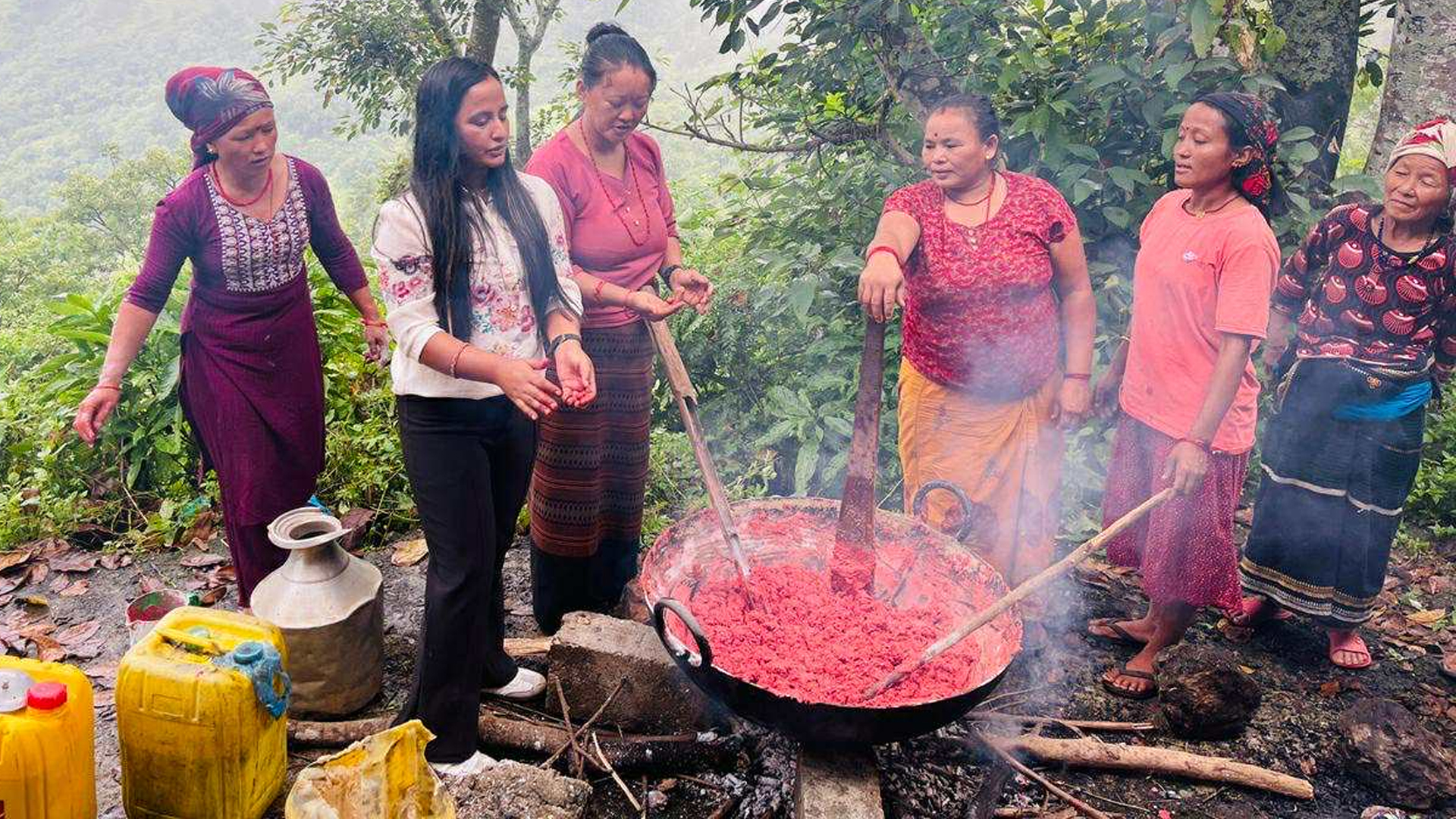 बन्काली आमा कृषक समूहमा तीन दिने साबुन बनाउने तालिम सम्पन्न