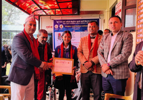 वक्तृत्वकला प्रतियोगितामा चौथो स्थान हासिल गर्ने सन्ध्या बिक सम्मानित