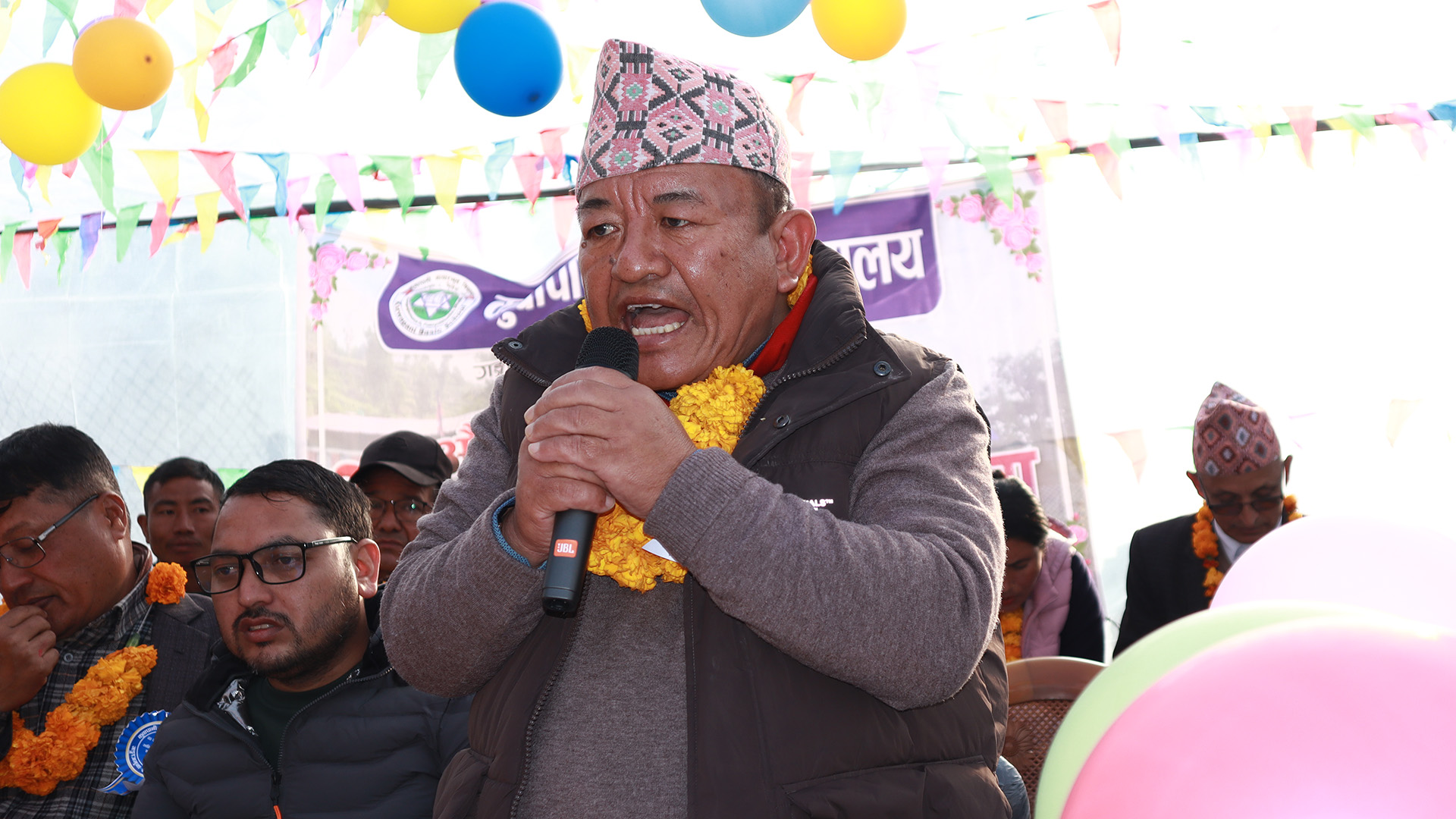 कुवापानी आधारभूत विद्यालयको वार्षिकोत्सवमा गाउँपालिका अध्यक्ष भक्त लामाको सम्बोधन: विद्यालय महामन्दिर, दान र एकतामा जोड