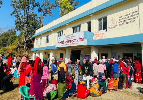 धादिङको बसेरी र बुढाथुममा AI एक्स–रे सहित निःशुल्क छाती परीक्षण शिविर