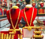 एक तोला सुनको मूल्य तीन लाख अठार हजार आठ सय