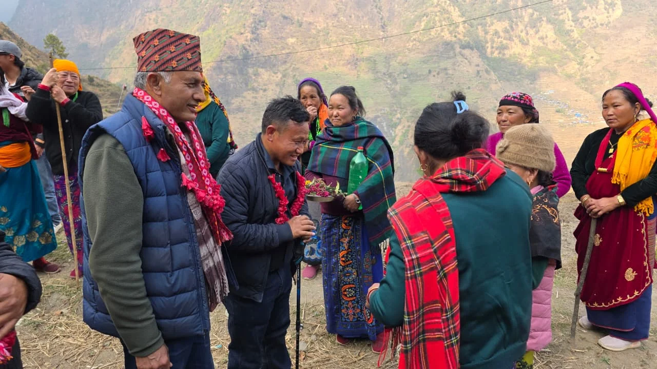 रुवीभ्यालीमा रमेश धमला : भीरमौरीको मह ब्राण्डिङ देखि पर्यटन हवसम्म(यस्ता छन् रुवीभ्याली विकासको योजनाहरु)