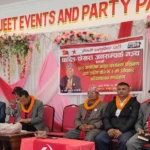 धादिङ–पोखरा जनसम्पर्क मञ्चको प्रशिक्षण : युवासँग साक्षात्कार गर्दै उम्मेदवार भण्डारी