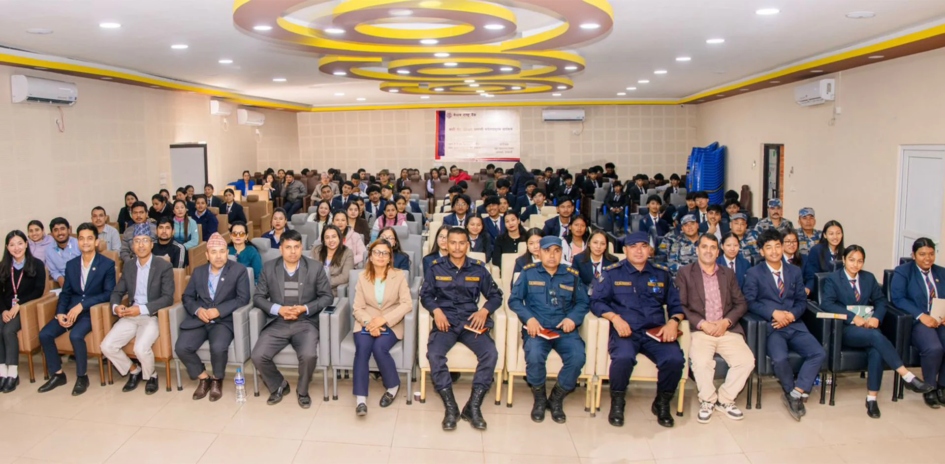 धादिङमा जाली नोटको पहिचानको लागि सचेतना