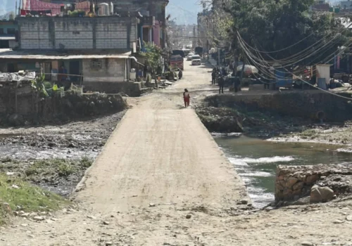 दामन पाख्रीन मार्ग अन्तरगत पुछार बजारमा पक्की पुल निर्माण प्रक्रिया सुरु