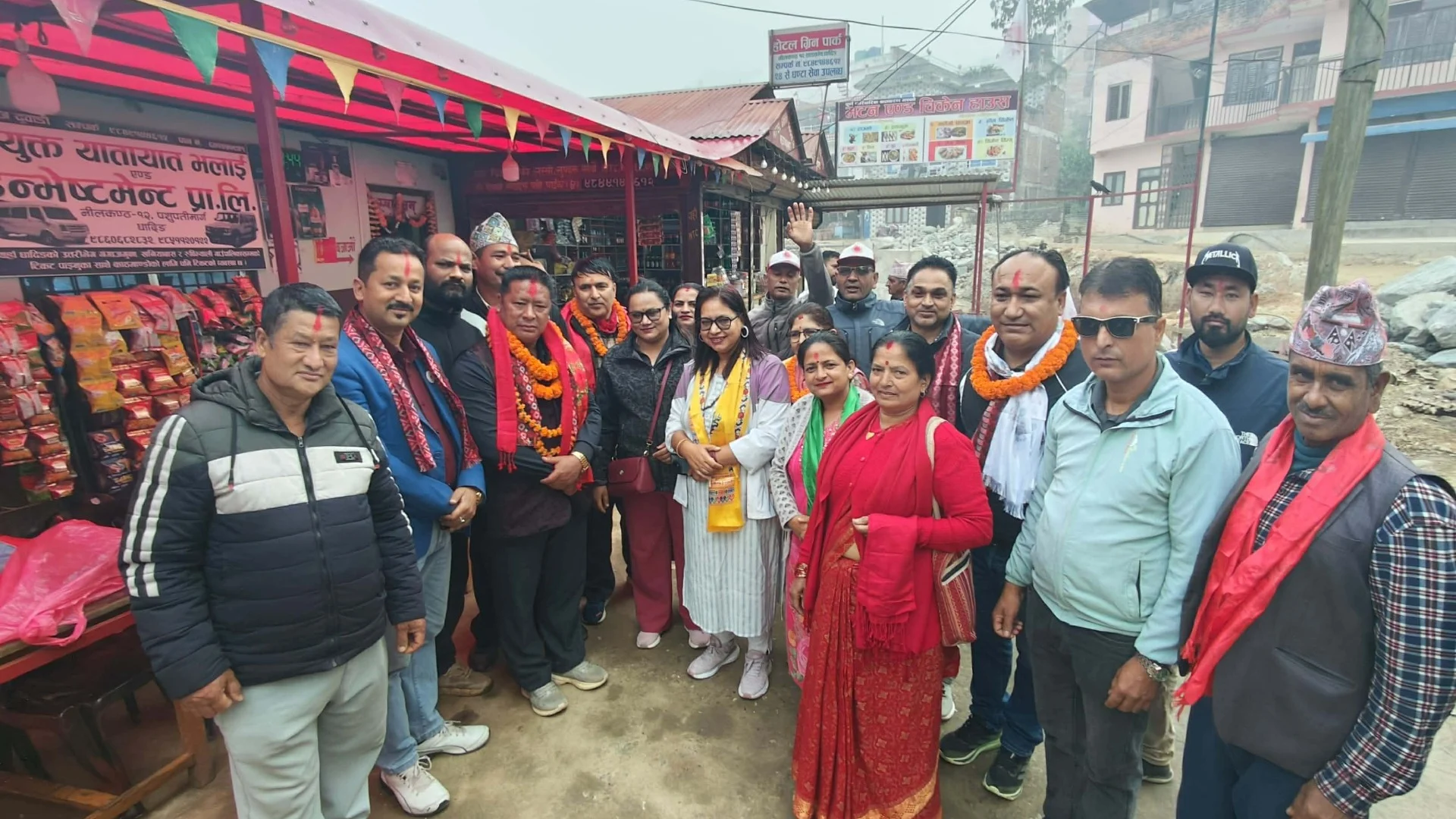 धादिङ–२ मा एमाले उम्मेदवार धनबहादुर घलेको साङकोषमा घरदैलो अभियान