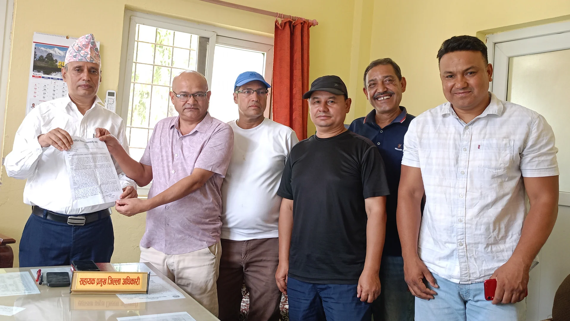 निर्माण सामग्रीको अस्वाभाविक मूल्यवृद्धिविरुद्ध धादिङका व्यवसायी आन्दोलित निर्माण सामग्रीको अस्वाभाविक मूल्यवृद्धिविरुद्ध धादिङका व्यवसायी आन्दोलित