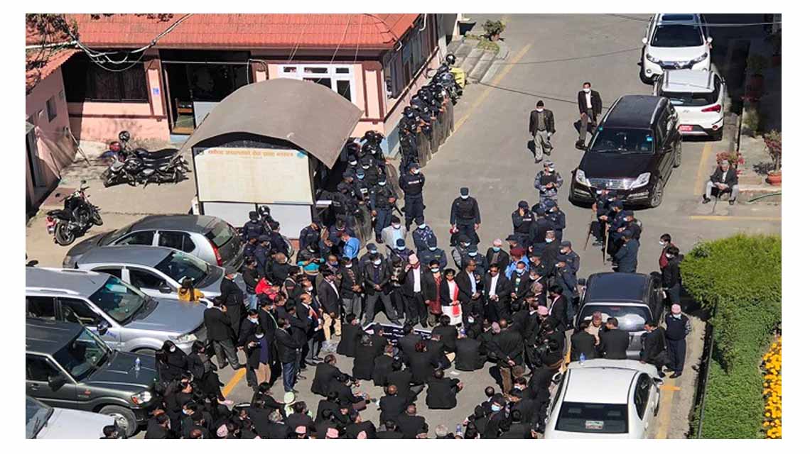 lawyer and Police Clash