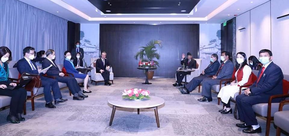 Chinese Minister and Prachanda