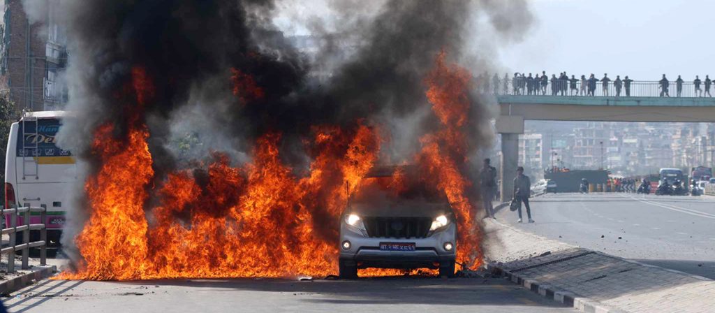 ललितपुरको बालकुमारीबाट शुक्रवार पक्राउ परेका ७३ जनालाई छाडियो