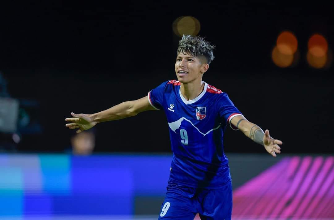 सावित्रा भण्डारी व्यवसायिक फुटबल खेल्न फ्रान्सतर्फ प्रवेश