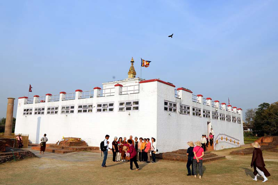 ६ महिनामा ५ लाख ८३ हजार पर्यटक नेपाल भित्रिए