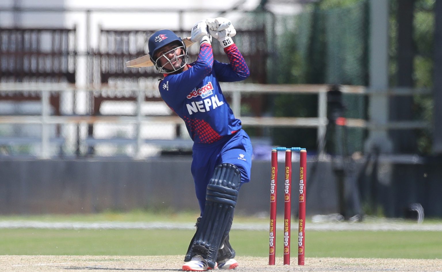 नेपालले युएईलाई दियो १ सय २० रनको लक्ष्य