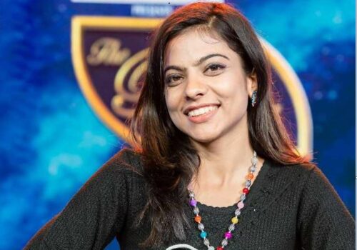 ‘द पोएट आइडल’ को उत्कृष्ट ४ मा डाक्टर कवि मुस्कान पोखरेल, यसरी गर्न सकिन्छ भोट