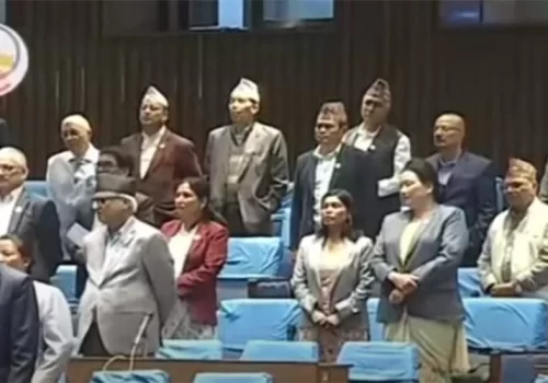 कांग्रेसको अवरोधपछि प्रतिनिधिसभा बैठक १५ मिनेटका लागि स्थगित