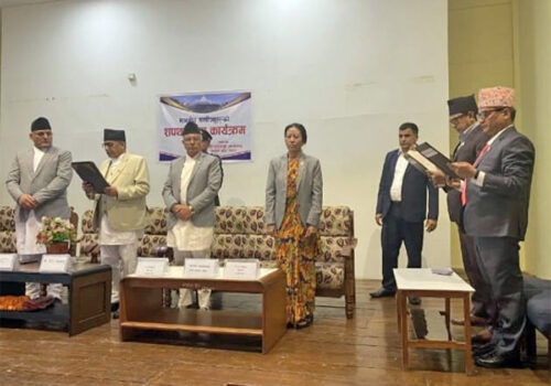 गण्डकी मन्त्रिपरिषद विस्तारः छैटौं पटक मन्त्री बने मनाङे, फणिन्द्रलाई ऊर्जा मन्त्रालय