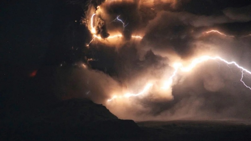 रुसमा ७ म्याग्निच्युडको शक्तिशाली भूकम्पसहित ज्वालामुखी विस्फोट