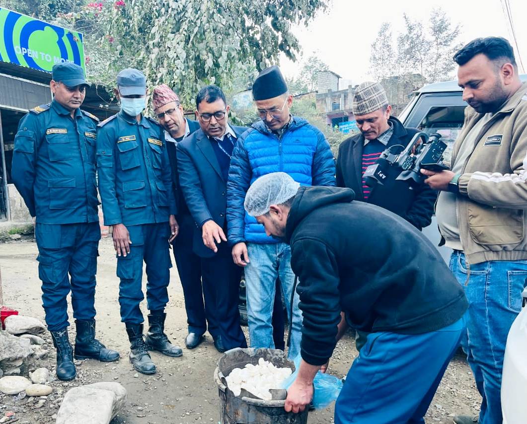 अखाद्य वस्तु विक्रि गर्ने होटललाई २५ हजार जरिवाना
