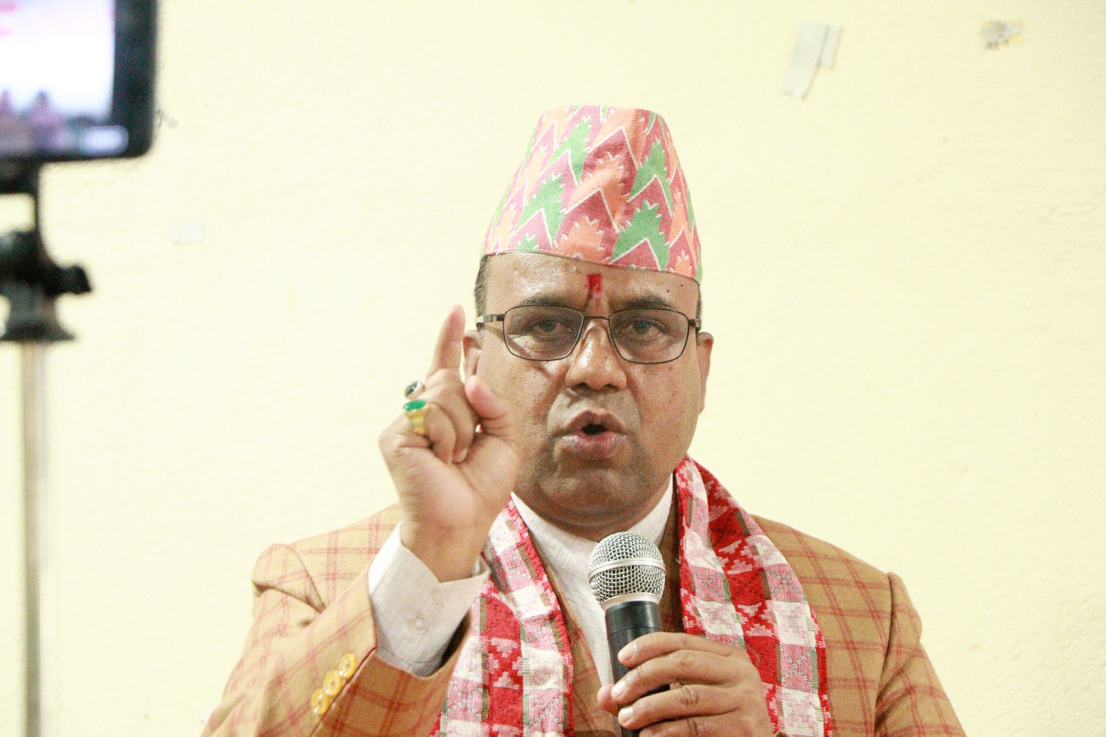 एमालेसङ्गको गठबन्धन सहकार्य र प्रतिस्पर्धा दुवै हो: पर्यटन मन्त्री पाण्डे