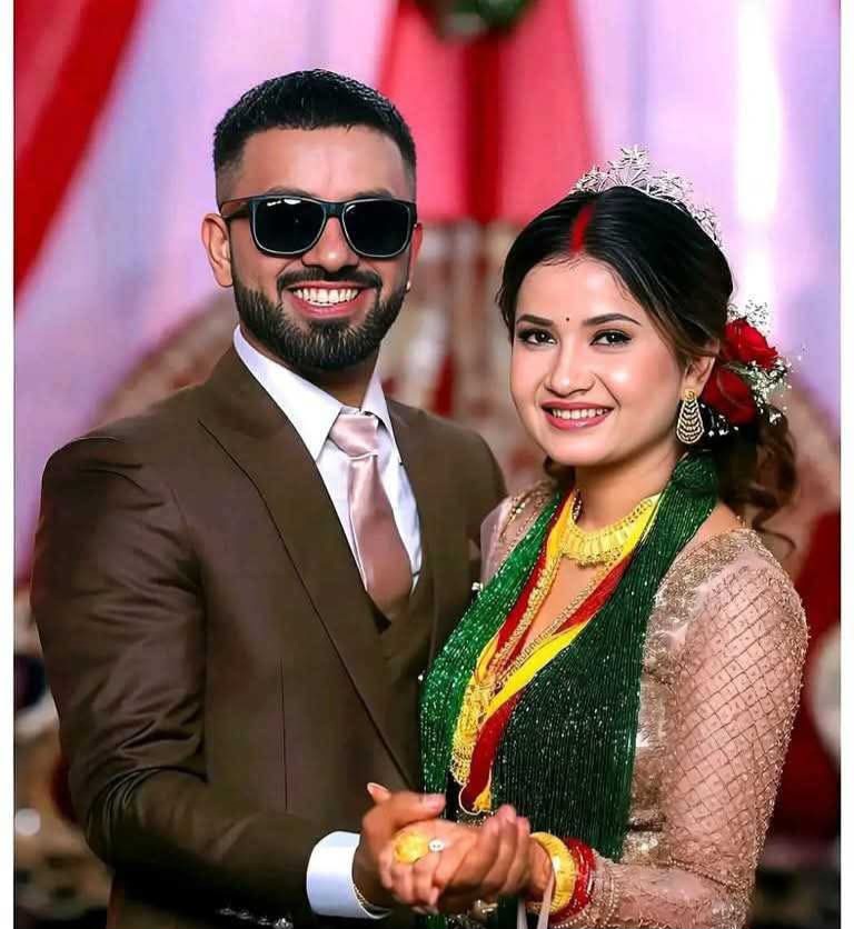 डिभोर्सले पनि नरित्तिएको एलिनाको माया