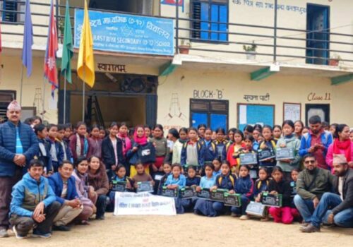 किशोरीहरुलाई महिनावारी स्वच्छता तालिम र आवश्यक सामाग्री वितरण