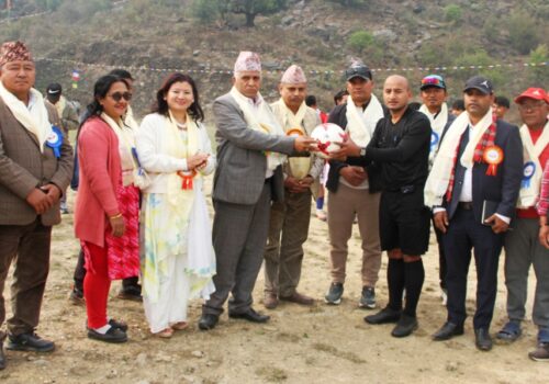 धादिङमा १५औं वाका कप सुरु