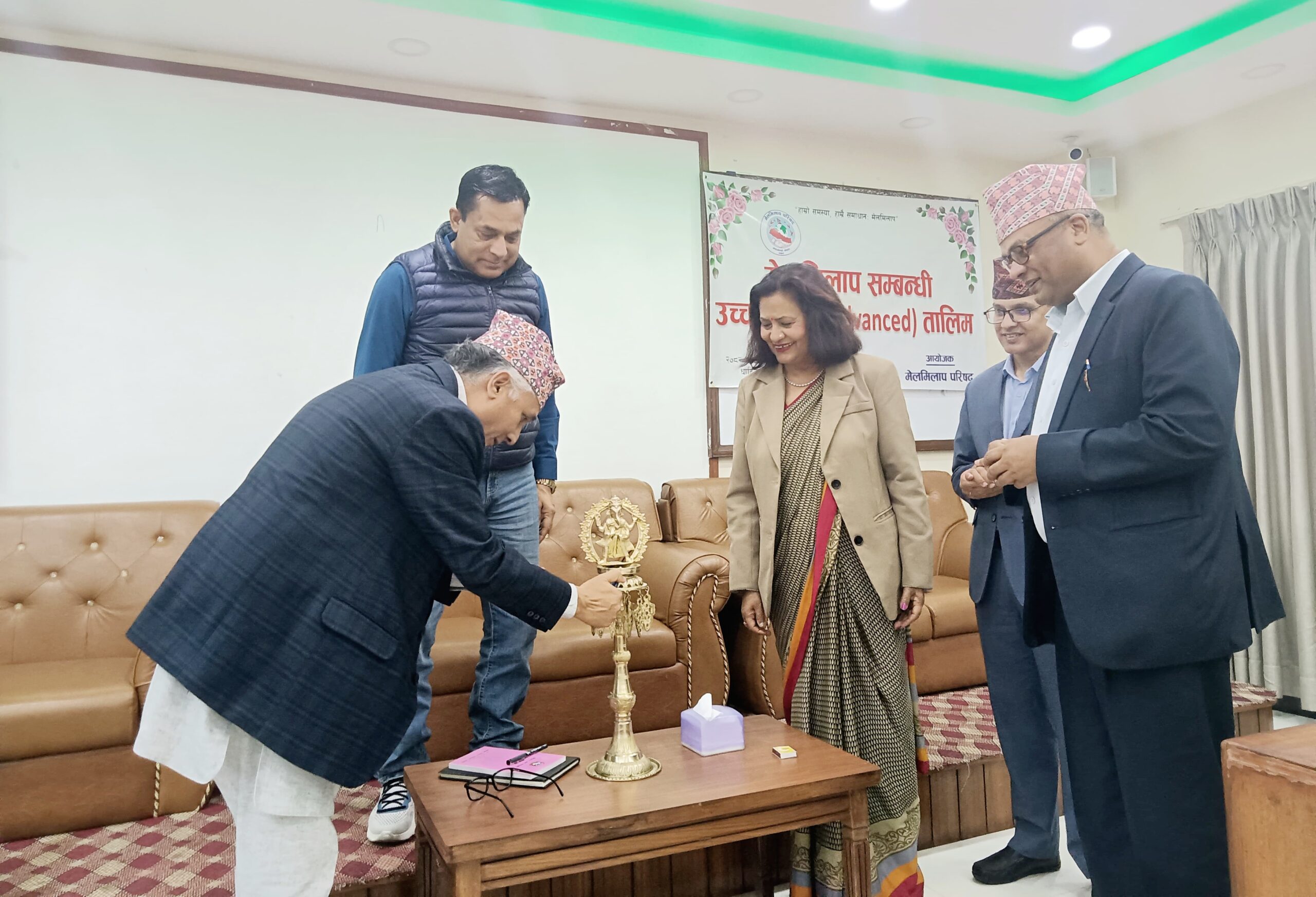 धादिङका मेलमिलापकर्ताहरुलाई उच्च स्तरीय तालिम