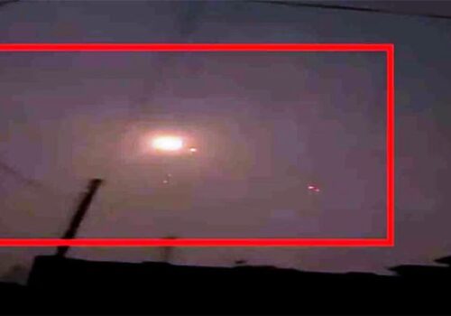 भारत र पाकिस्तानबिच मिसाइल हानाहानः भारतको २७ विमानस्थल बन्द