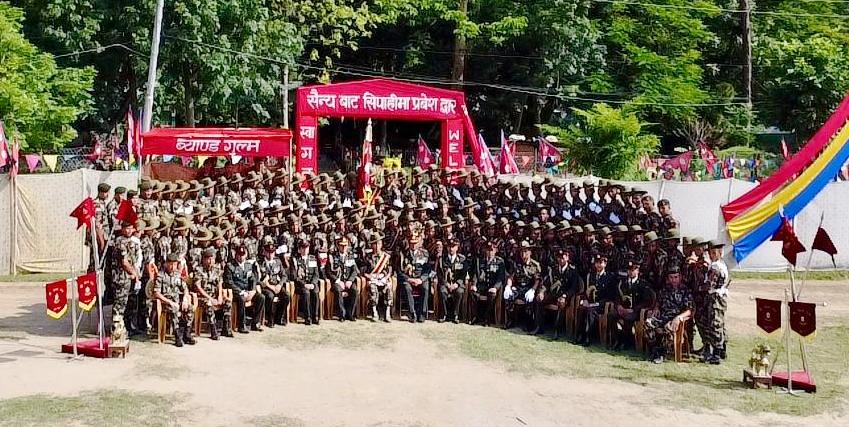 धादिङको भैरव गण गजुरीबाट ९६ जना सिपाही दिक्षित