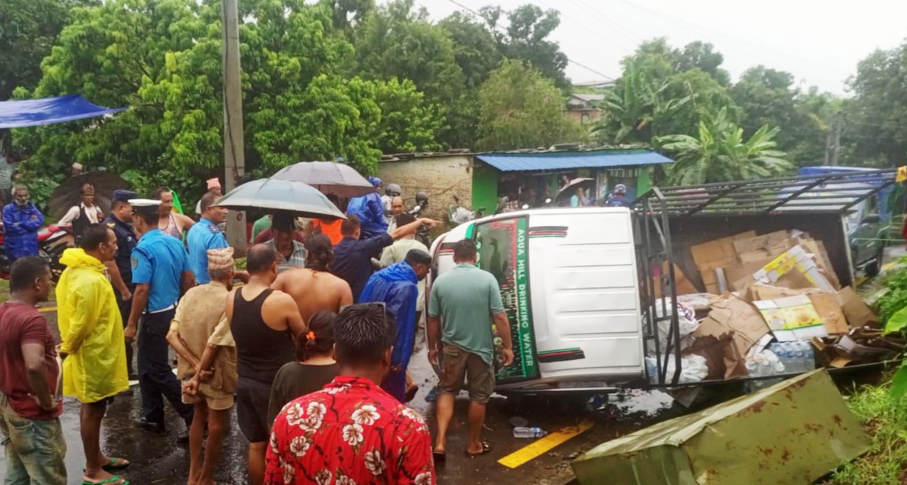 धादिङमा हात्ती गाडीको ठक्करबाट पैदल यात्री गम्भीर घाइते