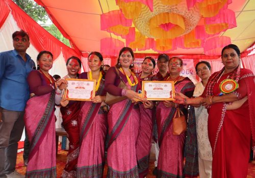 सिद्धलेक गाउँपालिकामा तीज गीत प्रतियोगिता, फुलबारी आमा समुह प्रथम