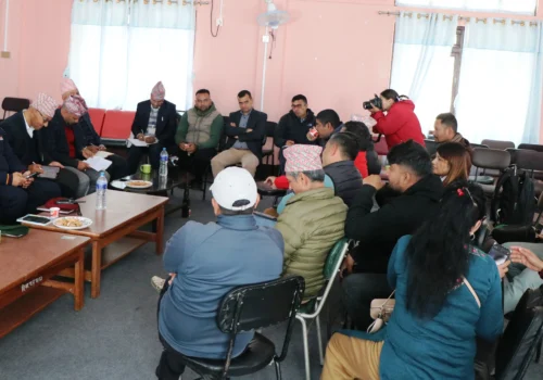 धादिङमा आसन्न निर्वाचनबारे पत्रकारसँग अन्तरक्रिया