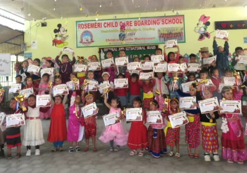 रोजमेरी चाइल्ड केयर बोर्डिङ स्कुलमा नृत्य प्रतियोगिता, ४० विद्यार्थी पुरस्कृत