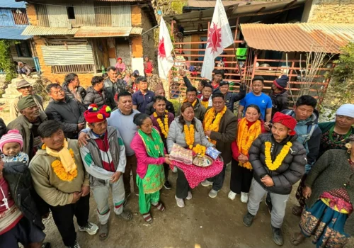 एमाले उम्मेदवार घलेलाई खनियाबासका मतदाताको विकासे मागपत्र