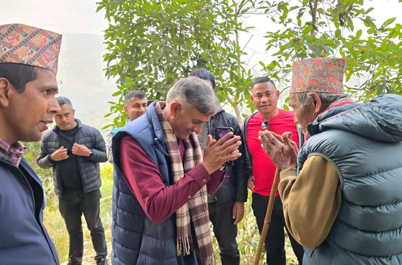 शिक्षा र स्वास्थ्य बीमा हाम्रो मुख्य एजेण्डा हो: उम्मेदवार धमला