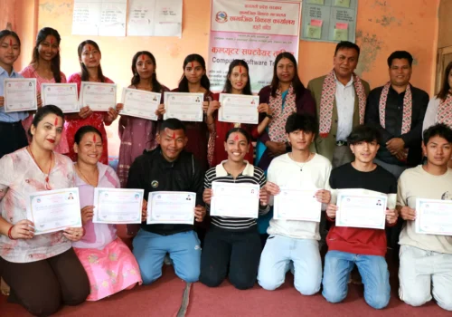 प्रविधिसँग जोड्दै आत्मनिर्भर बनाउन युवाहरूलाई कम्प्यूटर तालिम