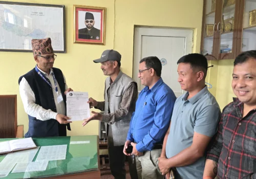 विभेदकारी सरकारी निर्णय तत्काल फिर्ता गर्न धादिङका पत्रकारको माग