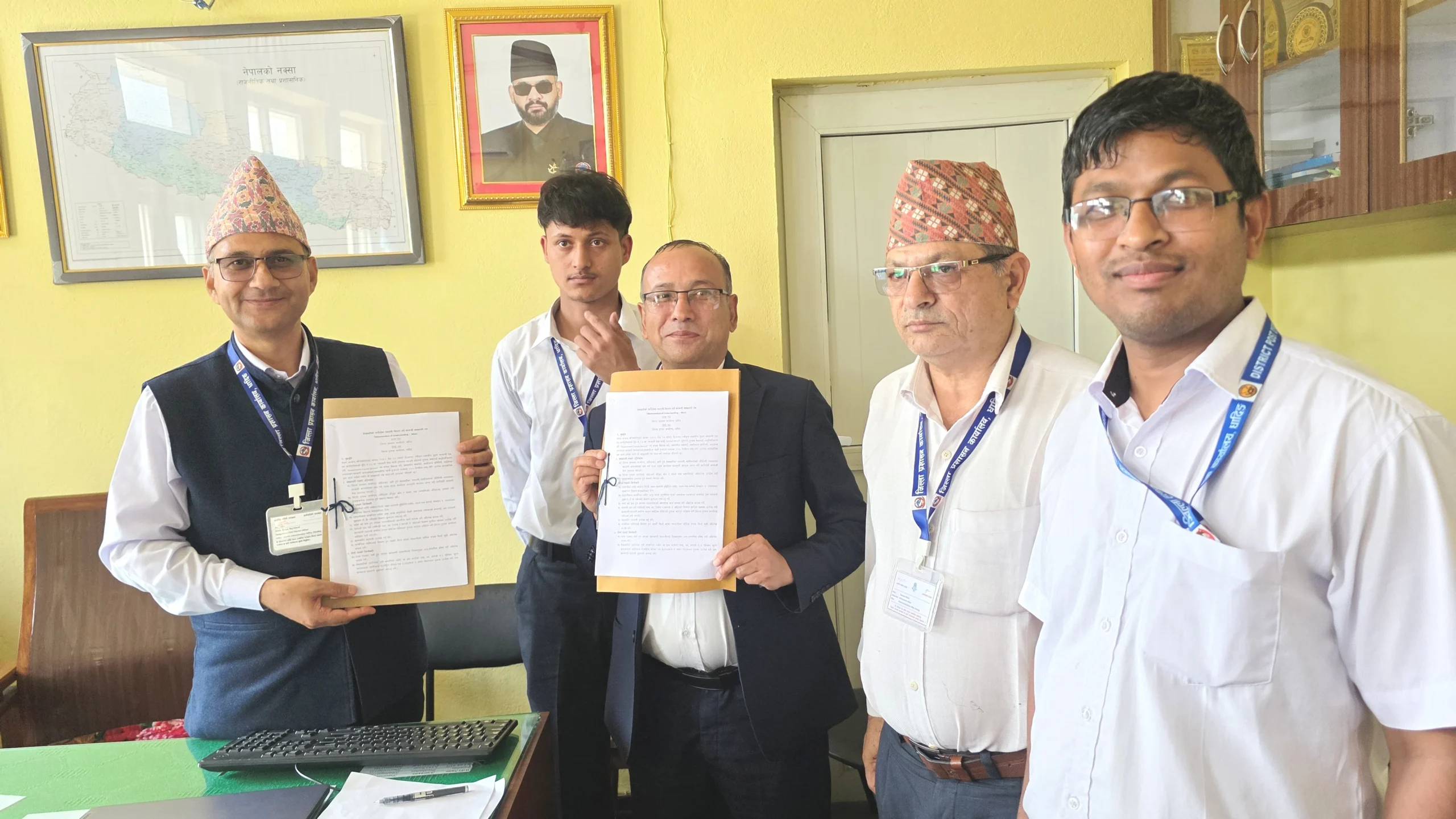 धादिङमा अब सेवाग्राहीको घरमै राहदानी पुर्‍याइँदै